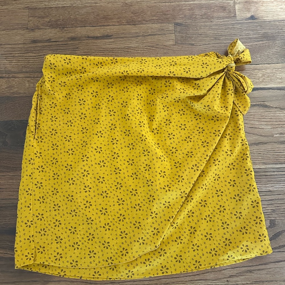 Toad&Co Yellow Floral Wrap Skirt